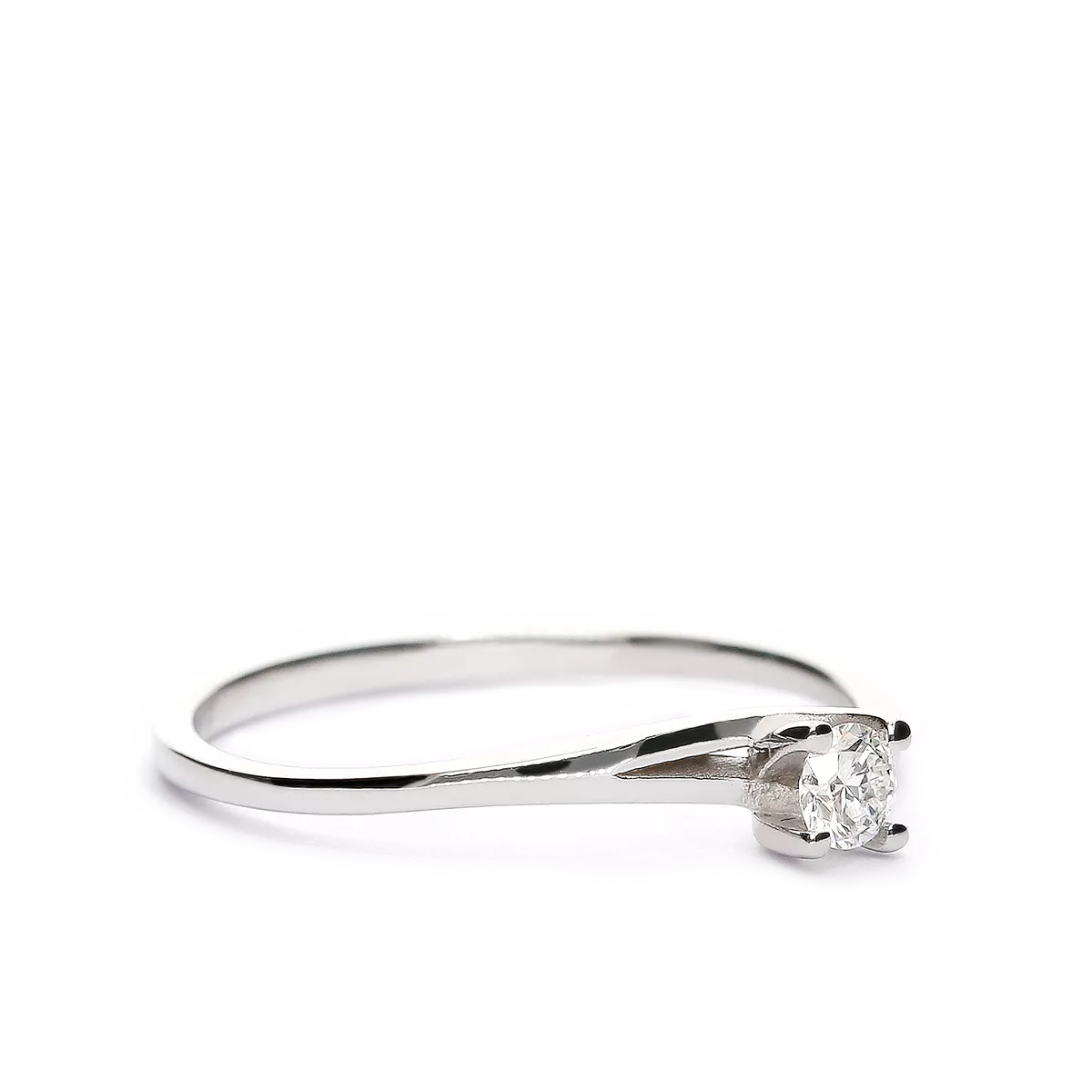 18k gold diamond ring SWIRL